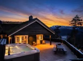 Skyline Lodge