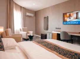 Rancho Valeria Hotel and Suites