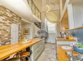 The Old Chapel Tealby - Pass the Keys