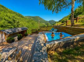 Le René-Sens, chalet 5p avec bain nordique, piscine et vue Pyrénées, hotel u gradu Boutx