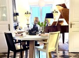 Hôtel Particulier VCB - Cœur de Ville & Parking Privé, hotell i Ciney
