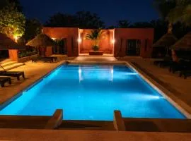 Villa Lamtoro - Route des milliardaires Nguerigne - Piscine privée - 10 pers
