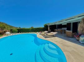 Villa Titimbaru, Hotel in Cannigione