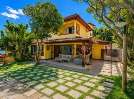 600m da Orla Bardot! Linda casa 4 suítes