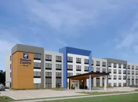 Holiday Inn Express & Suites Salt Lake City - Airport West by IHG