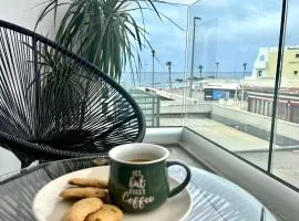 Sea View 2-bedroom Apartment in Paphos Port