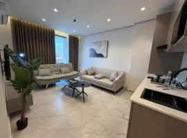 413 tara-JRE Jabal Al Lweibdeh with stunning view