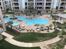 Hill Country Corner Condo at The Waters - Central AC, Lake Views & Pool