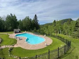 Ski-In/Ski-Out Condo at Lutsen Mtn | Pool, Hot Tub