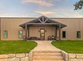 Expansive Getaway Near Downtown with Fast WiFi, Grill