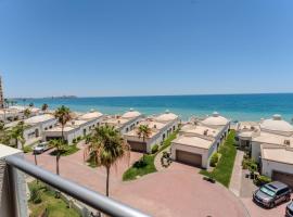 Las Palmas Resort, מלון בפוארטו פניאסקו