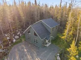 Secluded Dog-Friendly Retreat in Baileys Harbor