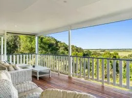 Maroochy River Treetop Retreat Dog-Friendly