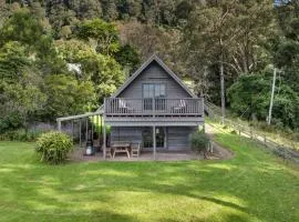 Alcheringa Cottage Amazing Location with views
