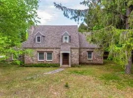 Manistique Stone Cottage by Simple Life Rentals