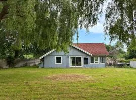 2 Bedroom Awesome Home In Store Fuglede