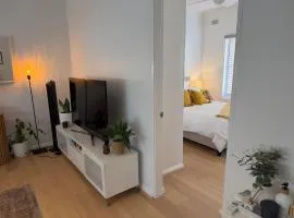 Cosy and calm unit in Cronulla
