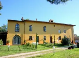 Restful Farmhouse near Forest in Vinci with Pool