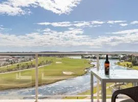 Spa Apartment - Beautiful Views Of Golf Course!
