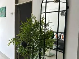 Laurel plaza 46