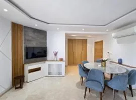 Luxurious Apartment