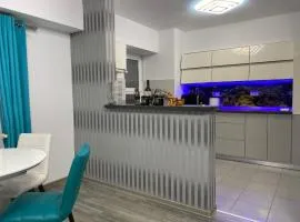 Votre Maison Prive 2