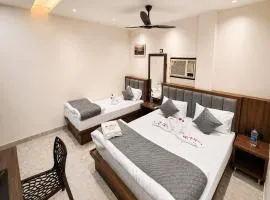Hotel Dhaneshwari I Luxury Stay Near Kal Bhairav