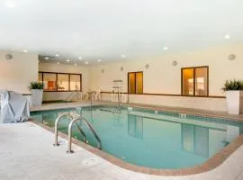 Comfort Inn & Suites Green Bay Stadium Area