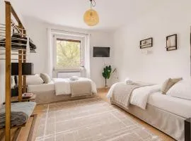 Top ausgestattete 2 Zimmer Wohnung mit Parkplatz