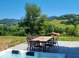 Chalet Le Nid Douillet avec jacuzzi et sauna privatifs