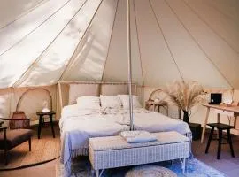 River Island Glamping near Belgrade
