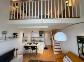 Apartment with sea view terrace and swimming pool