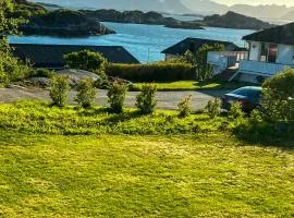 Cozy Lofoten Apartment with Fjord Views