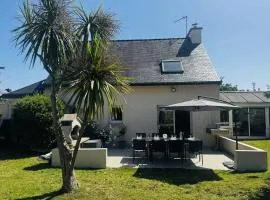 Maison 8px, jacuzzi, jardin clos, 15 min à pied plage