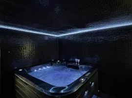 Moonlight jacuzzi