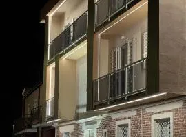 Casa Manzoni 32