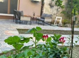 Apartman Stone Garden 2