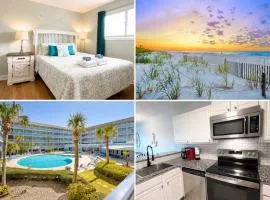 Family Getaway - Boardwalk to the Beach, 3 pools, Tennis