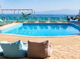 Agnes Beach Hotel Apartments