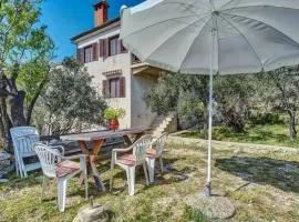 Apartments Martinscica 2240
