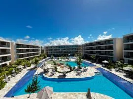 Flat Luxo em Muro Alto - Resort Completo