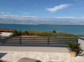 Salt & Sea Suite - Front Sea View