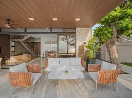 Villa Seresa Beachfront- La Union