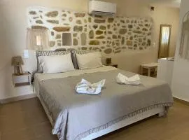 Afiartis Avli House