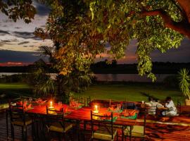 Thamalakane River Lodge, chalet de montaña en Maun