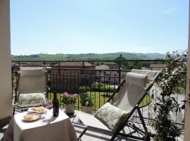 Casa Baratta - La Quercia, Neive, ampio appartamento con terrazzo vista Langhe