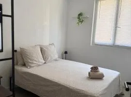 Location in private security residence with free parking, 6 min to Nice center, 1 min for all transports available