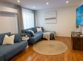 Shell Cove,Game Room, 3 Baths, King Bed, 7kW EV Point, Spacious 1-Story Home