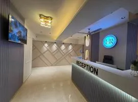 Hotel Lavish Regency