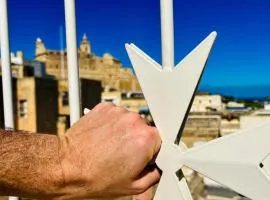 Knight's Place - Townhouse below the Citadel with Rooftop Terrace & Breathtaking Sea Views